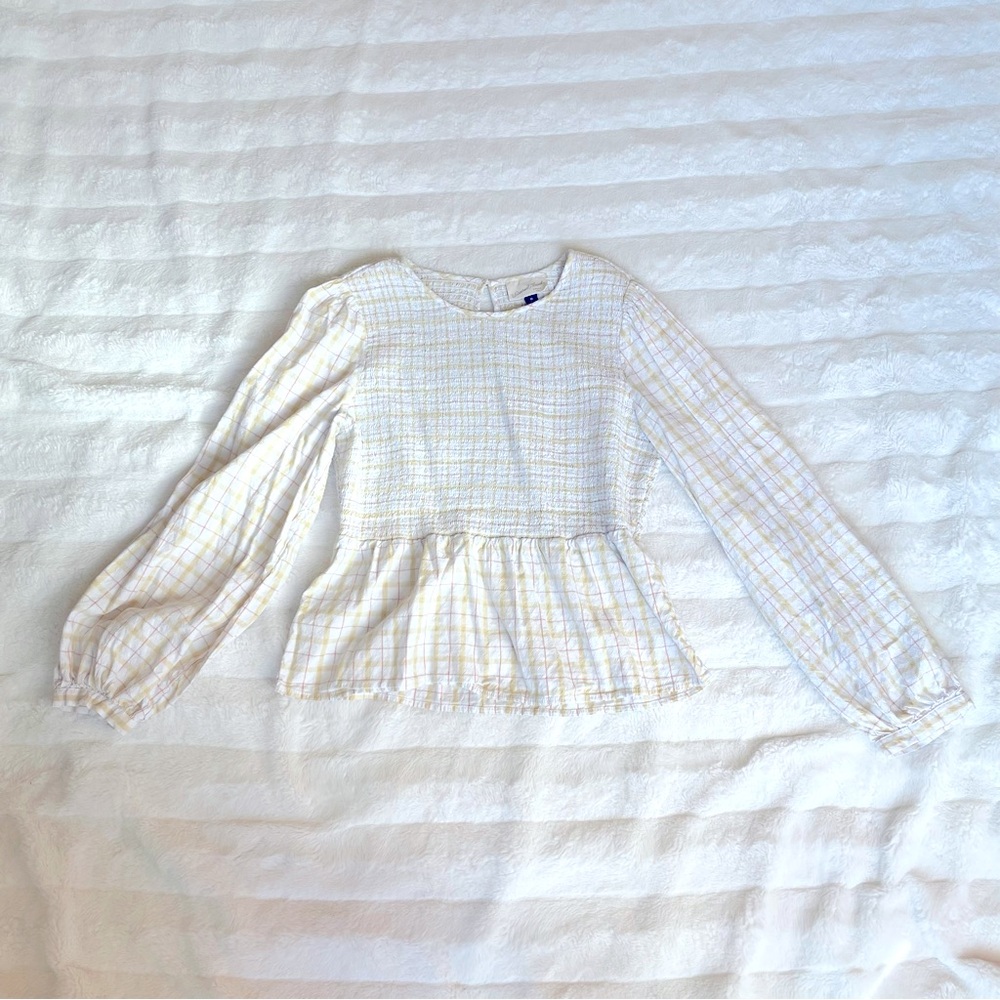 Puffed Long Sleeve Top